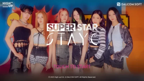 SUPERSTAR STAYC